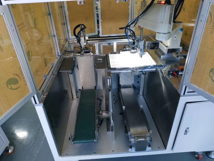 桌面點(diǎn)膠機(jī) 自動焊錫機(jī) 切帶機(jī)