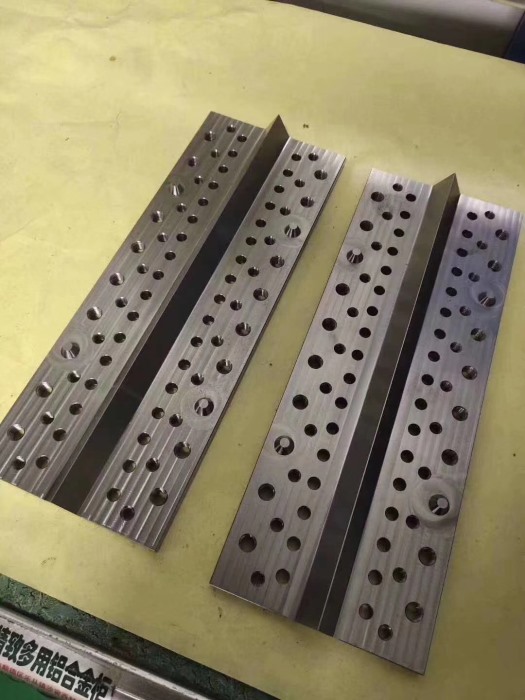 供應口罩用熔噴布模具成品訂貨，現貨，噴孔0.25，長300mm